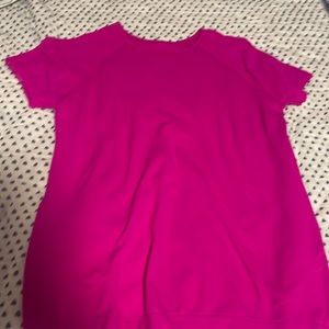 magenta athleta girl tee in size 14